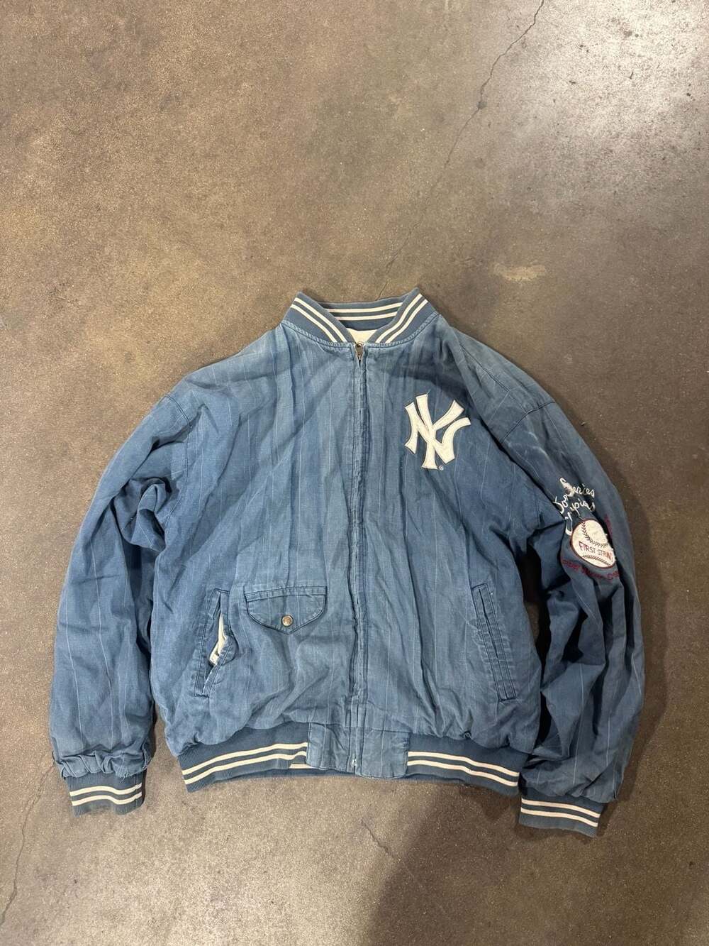 Vintage Mirage First String Cooperstown Collection New York Yankees Reversible B